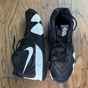 Nike Kyrie Black and White Basketball Shoes